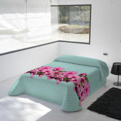 Bedspread (quilt) Flor...