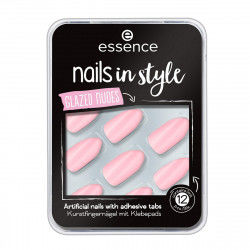 False nails Essence Nails...